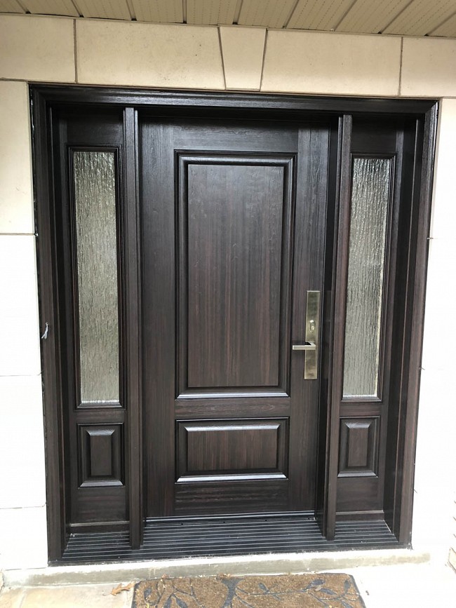 fiberglass-doors-installation-toronto-panelled-tradition