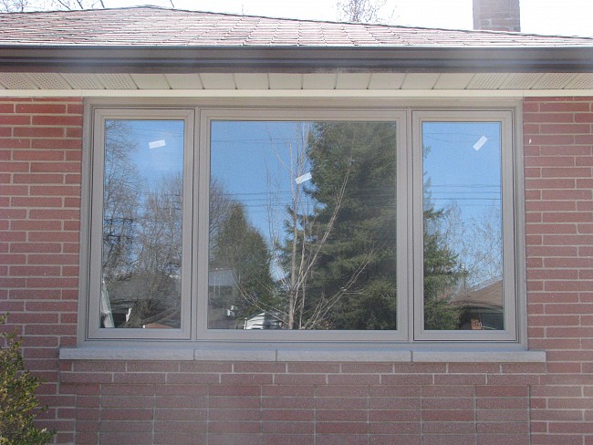 vinyl-windows-replacement-toronto-reflective