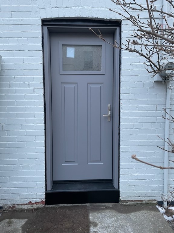 side entry door