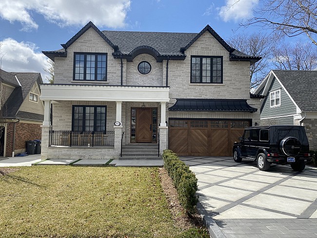 Black vinyl windows Toronto