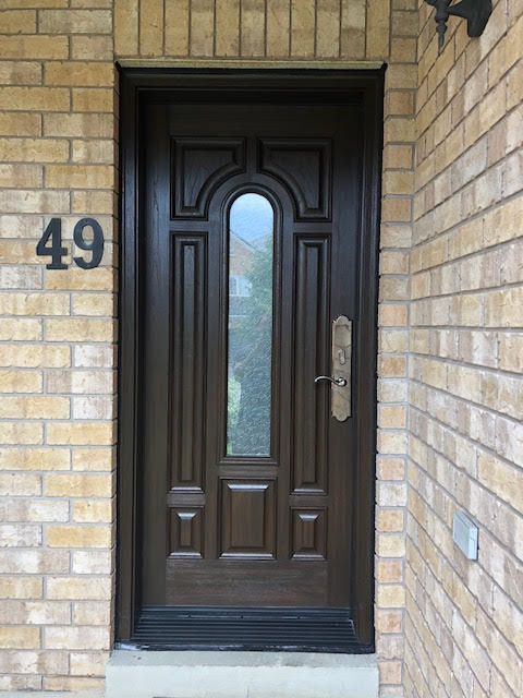fiberglass-doors-installation-toronto-center-window