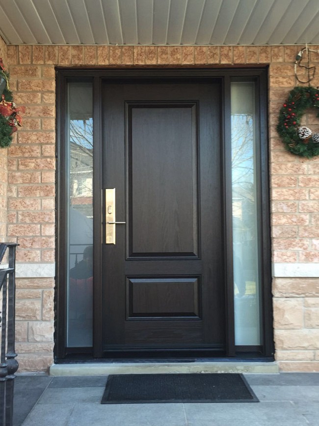 fiberglass-doors-installation-toronto-side-wreaths