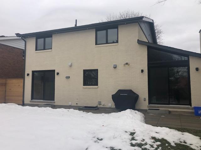 aluminum-windows-Toronto-with-snow